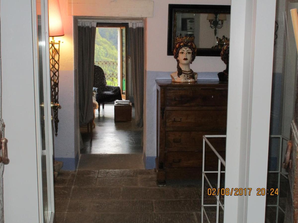 Bed and Breakfast Viandanti, Artisti E Sognatori Comano  Zewnętrze zdjęcie