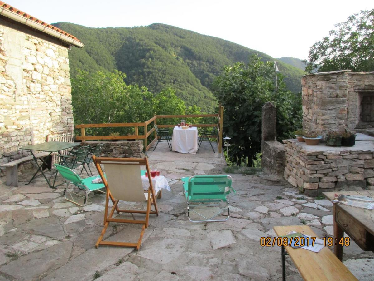 Bed and Breakfast Viandanti, Artisti E Sognatori Comano  Zewnętrze zdjęcie
