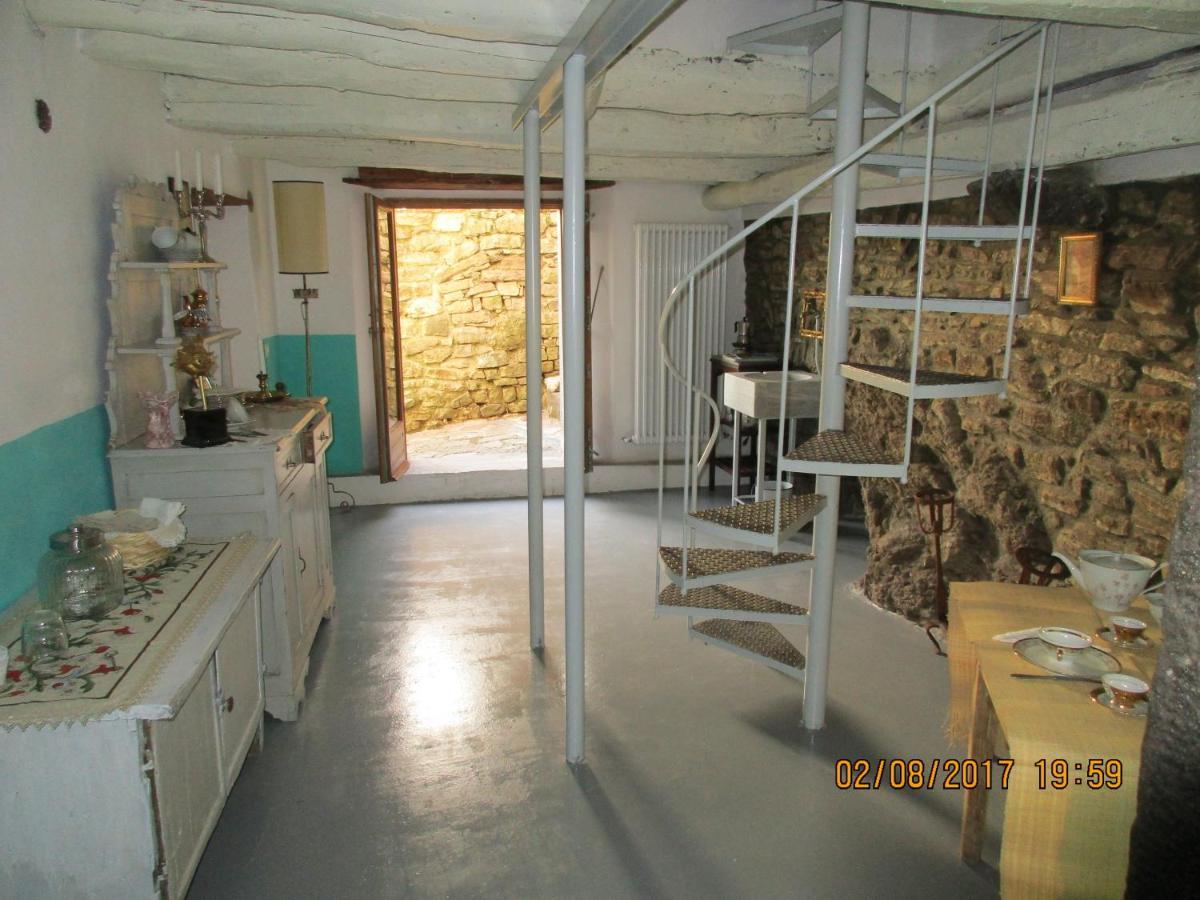 Bed and Breakfast Viandanti, Artisti E Sognatori Comano  Zewnętrze zdjęcie