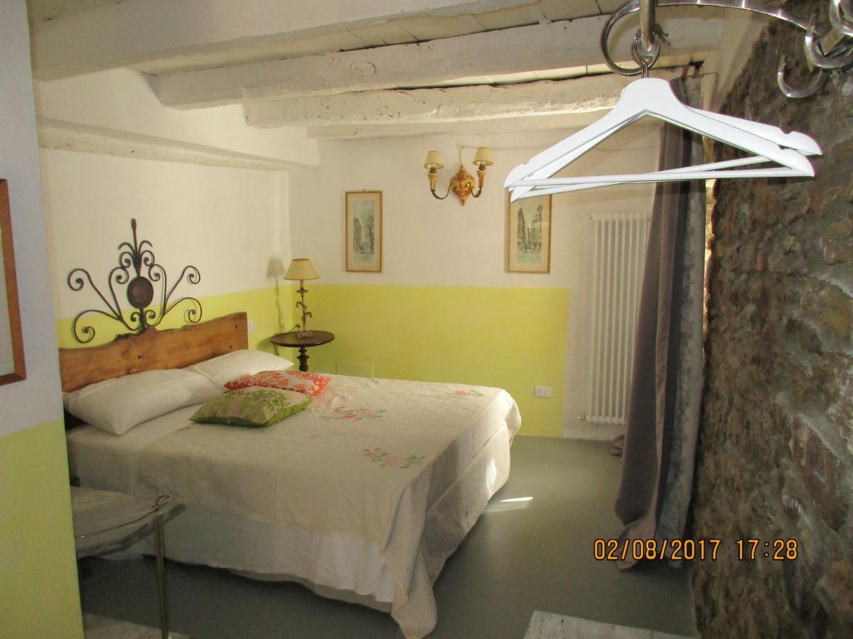 Bed and Breakfast Viandanti, Artisti E Sognatori Comano  Zewnętrze zdjęcie